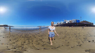 9. Walk with me at Las Canteras Beach in Las Palmas, Gran Canaria. 360° Virtual Reality