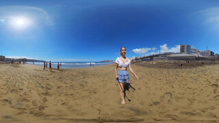 2. Walk with me at Las Canteras Beach in Las Palmas, Gran Canaria. 360° Virtual Reality