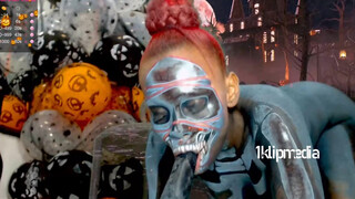 4. Naomi Bodypaint Scary Halloween Skeleton (Educational)