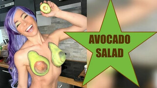How To Prepare A Delicious Avocado Salad // Como Preparar Una Deliciosa Ensalada De Aguacate