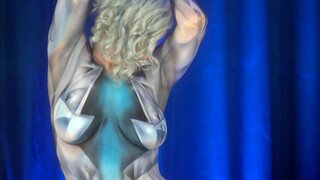 6. Body Painting Her as a Diamond