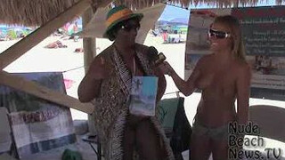 Jenny Scordamaglia  best interview on beach  |Jenny Scordamaglia asks funny questions | Miami Tv