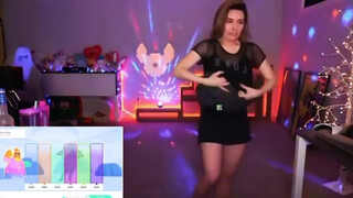 9. Alinity shows the stream her…