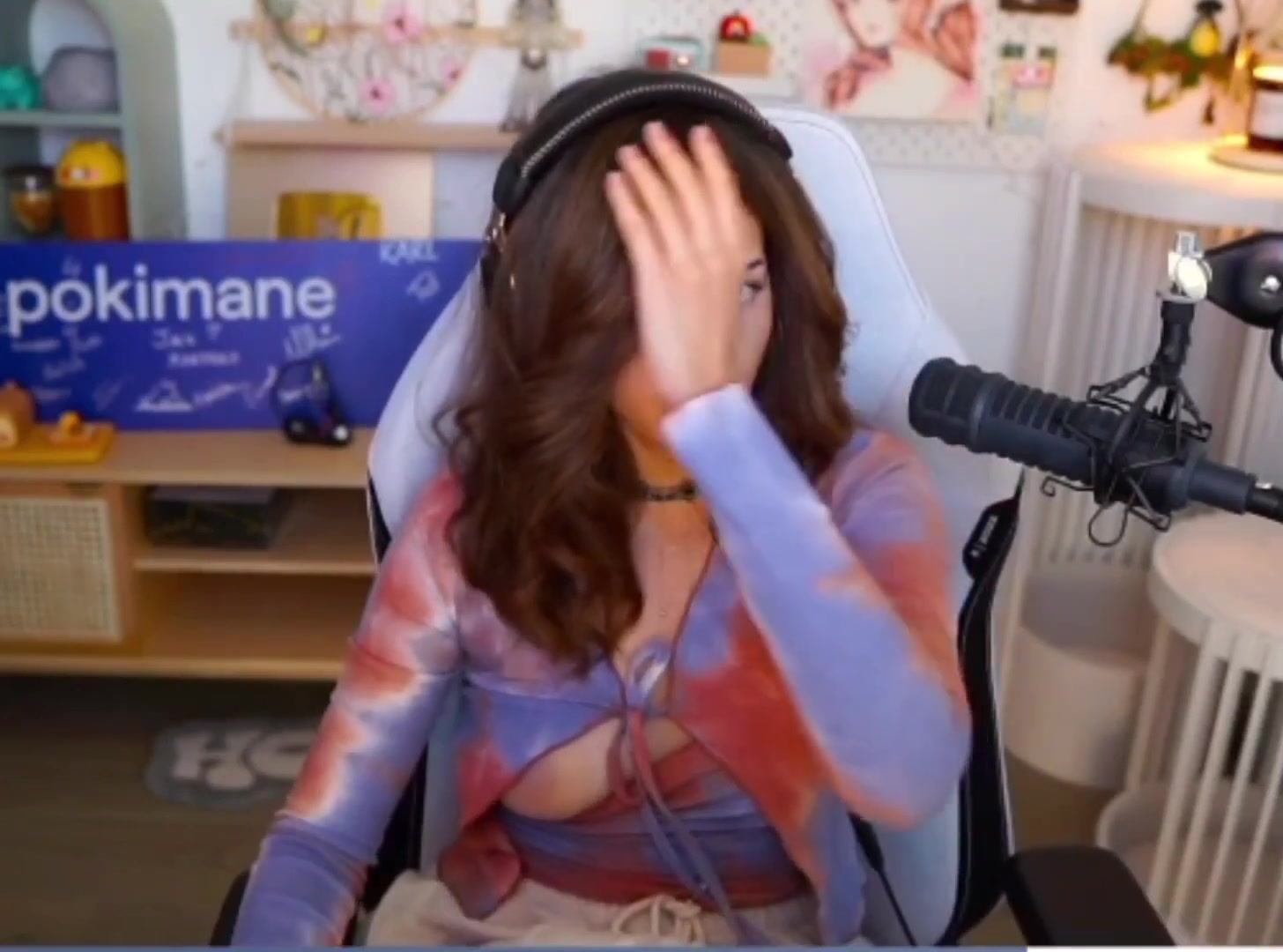 Pokimane breast out