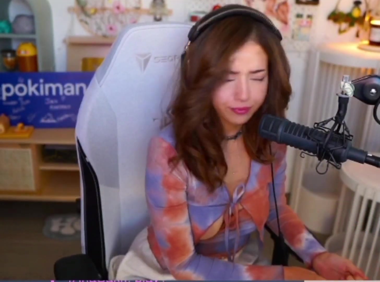 Pokimane wardrobe fail